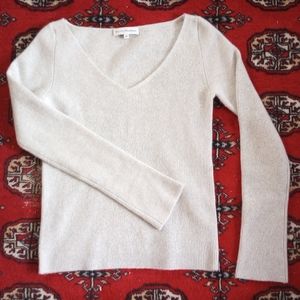 White + Warren Cashmere V Neck Cream Grey